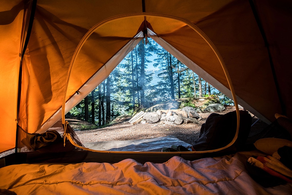camping tent mountains