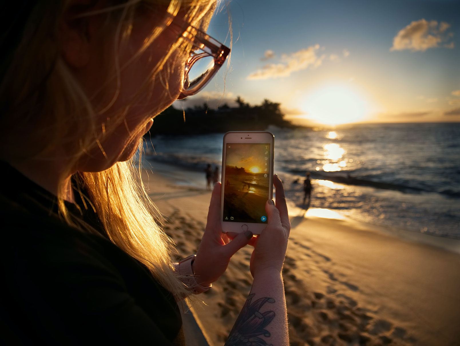 phone-beach-sunset-photo-opt